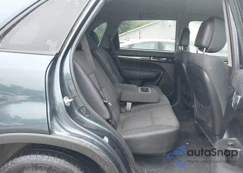 2011 Kia Sorento Lx из США, поврежденный, VIN 5XYKTCA13BG082120